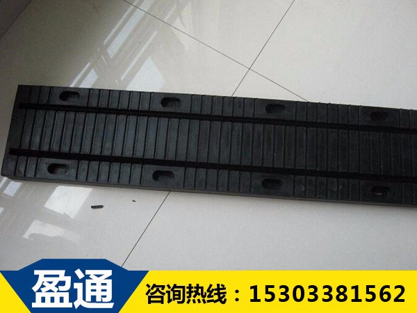 30型橡膠板式橋梁伸縮縫